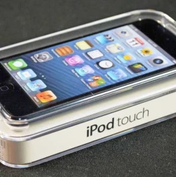 Apple iPod Touch 4th Generation (8 Gb)